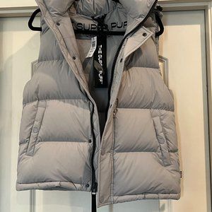 Aritzia  The Super Puff™ Vest original - cliMATTE in Cloud Grey, Medium